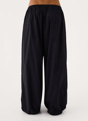 Main Character Parachute Pants - Black